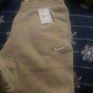 Nike Mens Beige Joggers
